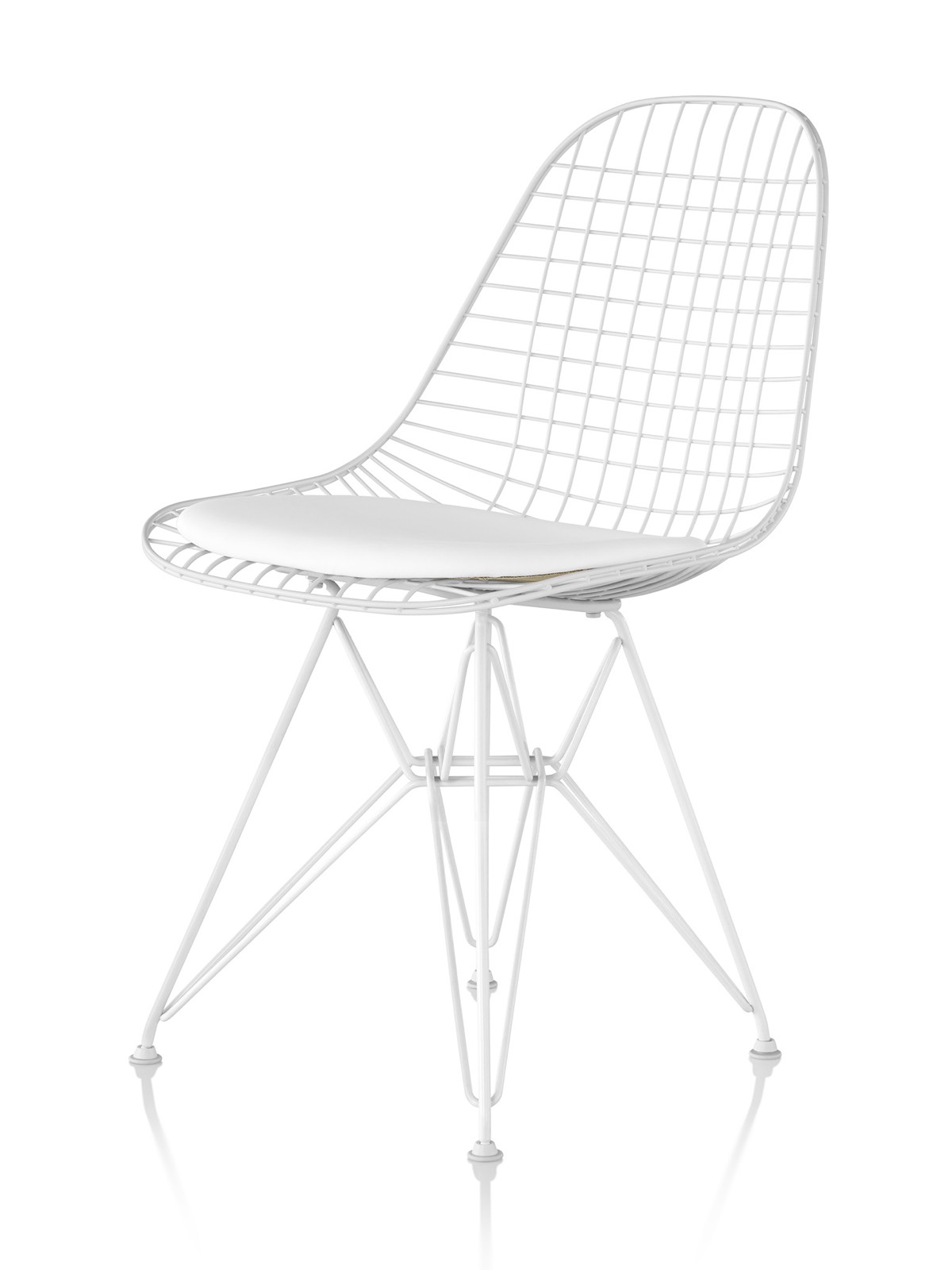 Eames Wire side chair with a wire base, viewed from a 45-degree angle.